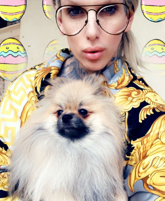 An image of Jeffree Star and her dog